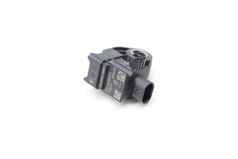 Impact / Crash Sensor 561959351 — Used (SKU 654907)