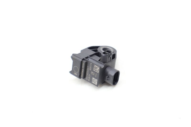Impact / Crash Sensor 561959351 — Used (SKU 654908)