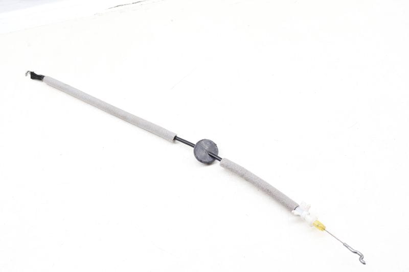 Interior Door Handle Release / Bowden Cable 561839085C — Used (SKU 654977)