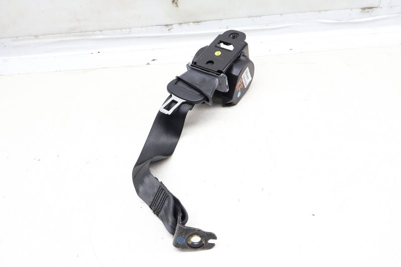 Seat Belt Retractor 561857806E — Used (SKU 655001)