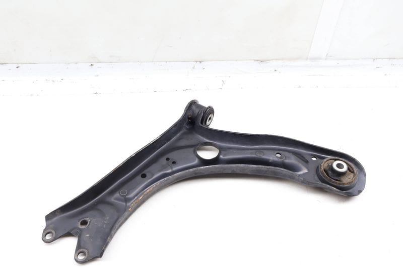 Lower Control Arm 561407152C — Used (SKU 659154)