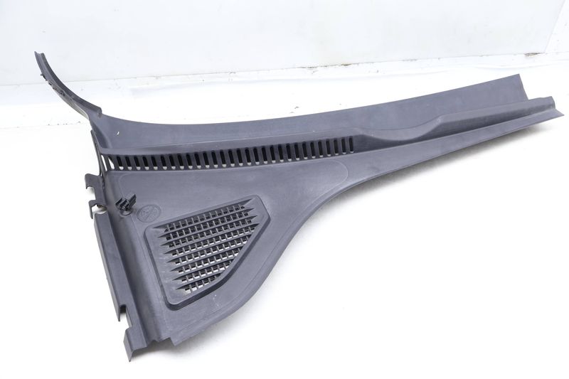 Rain Tray / Water Deflector 561819404B — Used (SKU 658914)