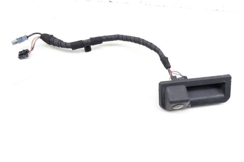 Trunk Release Handle w/ Backup Camera 561827566H — Used (SKU 659042)