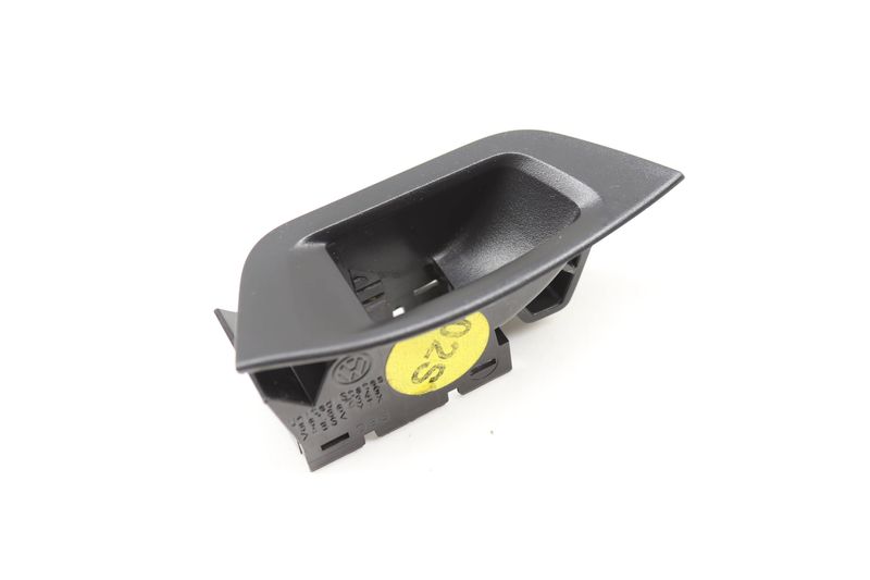 Trunk Release Switch Trim 561863349 — Used (SKU 603297)