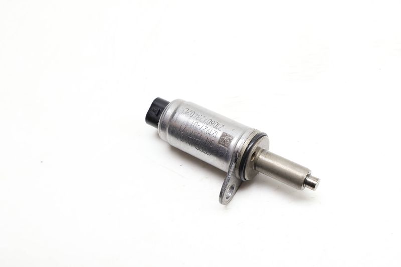 Cam Valve / Camshaft Adjustment Solenoid 06E103697T — Used (SKU 650003)