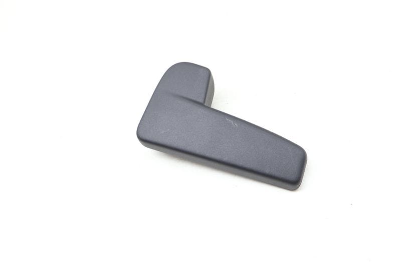 Hood Release Lever / Handle 6R1823533 — Used (SKU 649870)