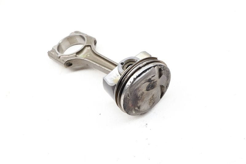 Piston / Connecting Rod 06L107065AN — Used (SKU 650074)