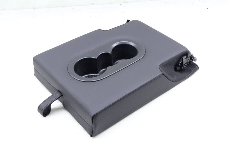 Center Armrest / Cup Holder 5NN885205B — Used (SKU 649805)