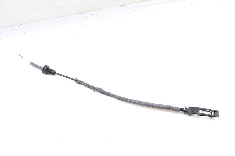 Interior Door Handle Release / Bowden Cable 5NN839085A — Used (SKU 649825)