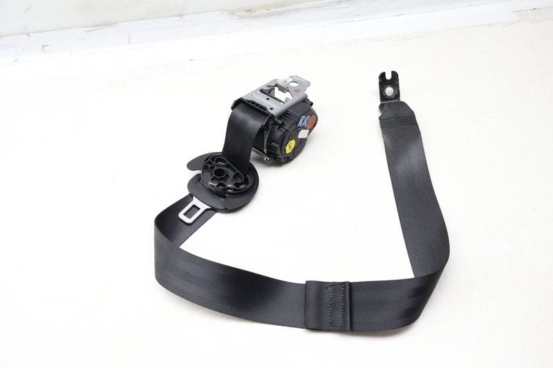 Seat Belt Retractor 5NN857806 — Used (SKU 649792)