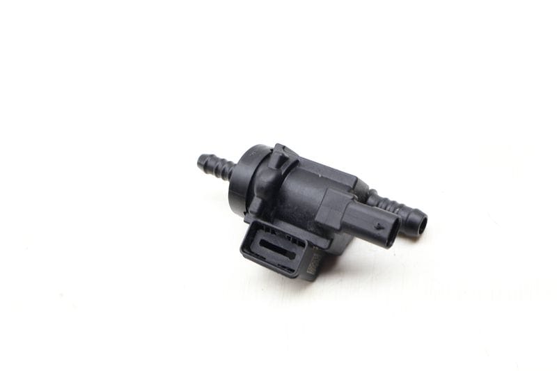 Vacuum Valve 06M906517E — Used (SKU 649980)