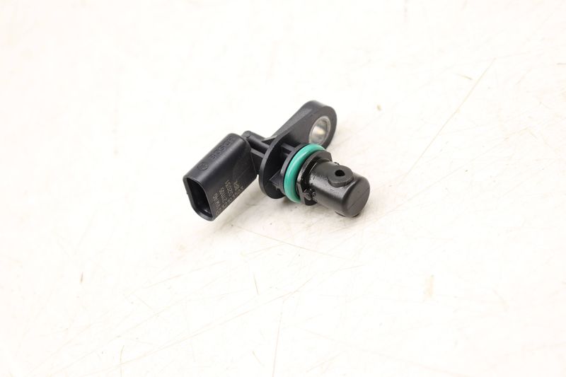 Cam / Camshaft Sensor 06Q907601 — Used (SKU 535730)
