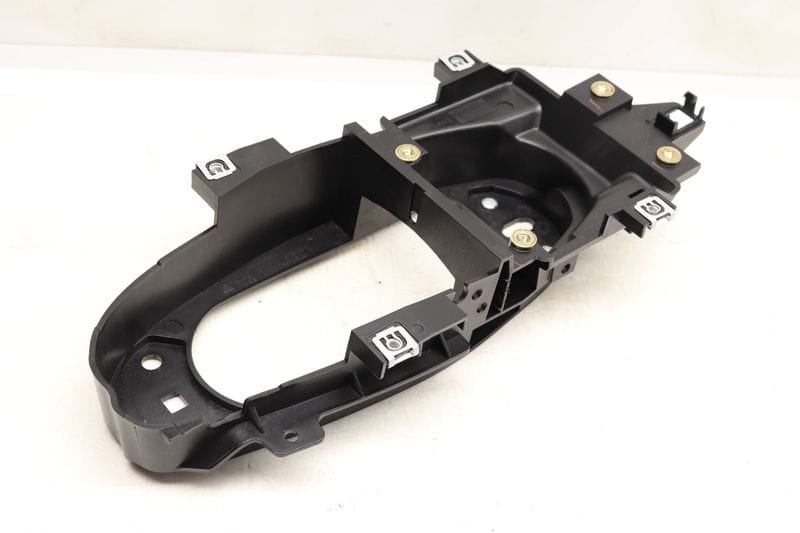 Center Console Mount Bracket 8W1863531A — Used (SKU 535407)