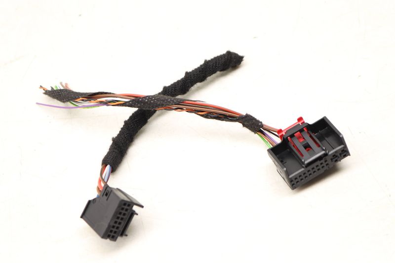 Climate Control / Temp Unit Wiring Connector / Pigtail — Used (SKU 535674)