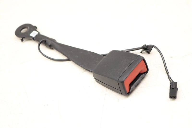 Seat Belt Buckle / Receiver 8W0857755E — Used (SKU 535478)
