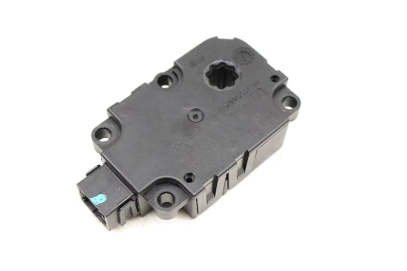 HVAC Flap / Servo Air Motor / Actuator 4M0820511 — Used (SKU 535293)