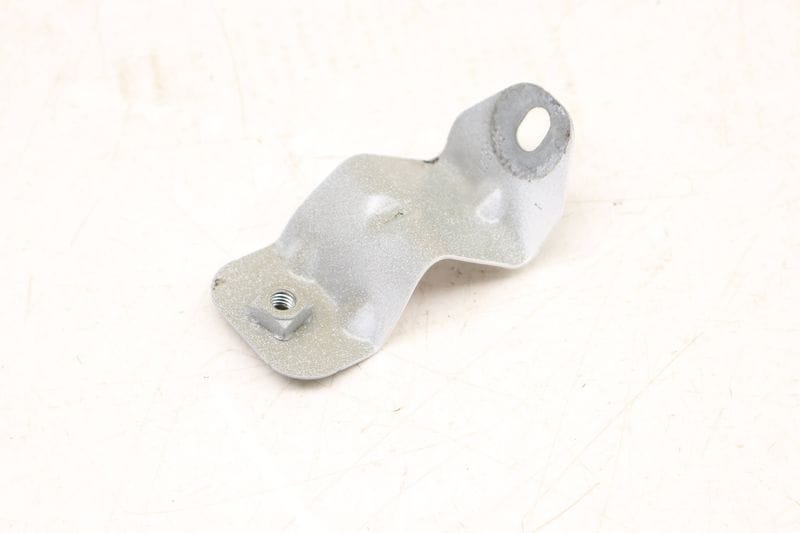 Fender Mount / Bracket 8W0821471 — Used (SKU 535603)