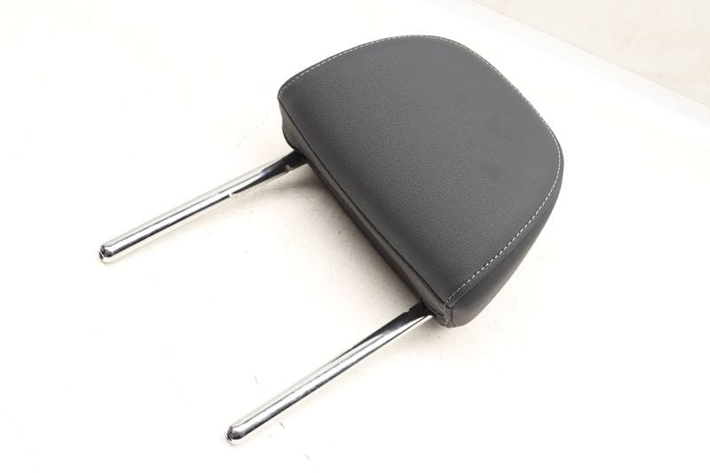 Headrest / Head Rest 8W0885901M — Used (SKU 535340)