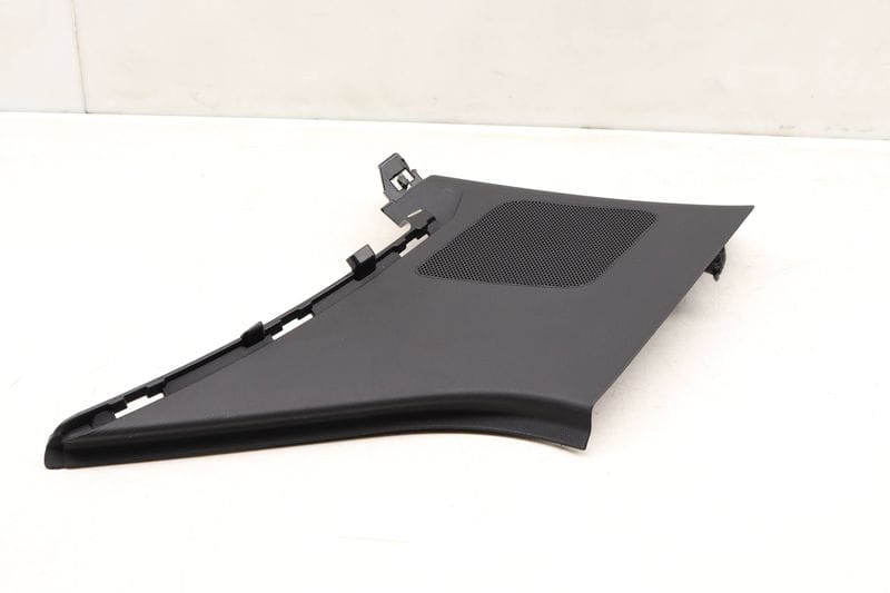 Upper D Pillar Trim / Panel 83A867246 — Used (SKU 484482)