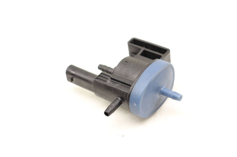Solenoid Valve 06K906283 — Used (SKU 484891)