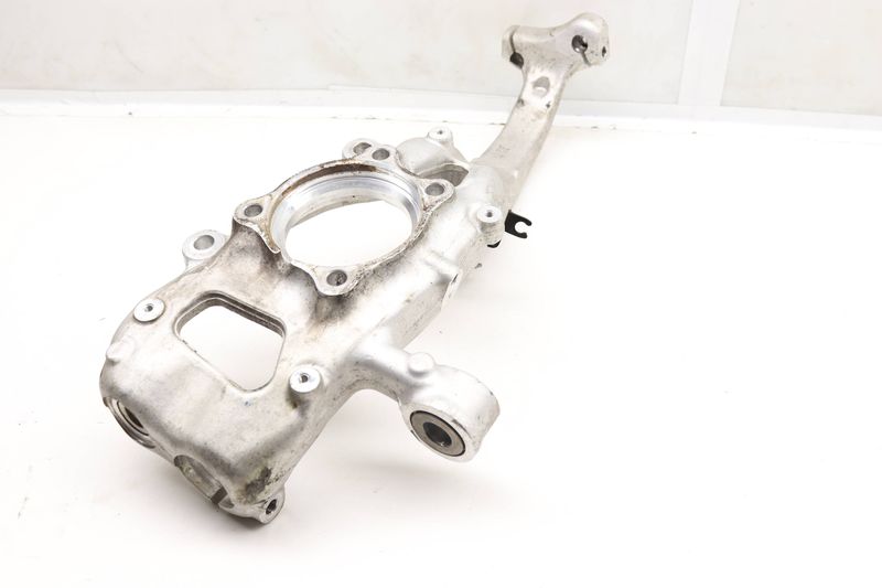 Spindle Knuckle 80A407560 — Used (SKU 575692)