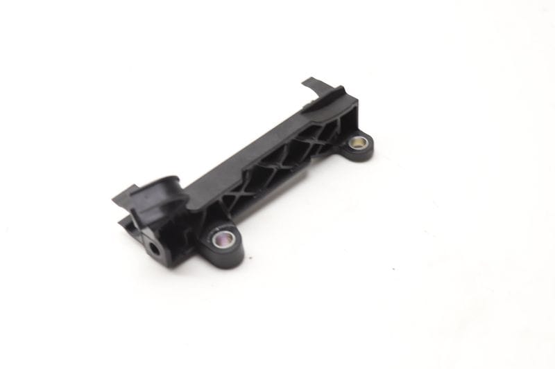 Fuel Line Bracket 06N133689 — Used (SKU 575745)