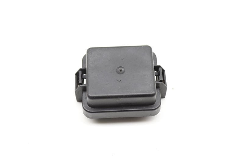 Fuse Box / Relay Housing 8W0937124A — Used (SKU 575865)