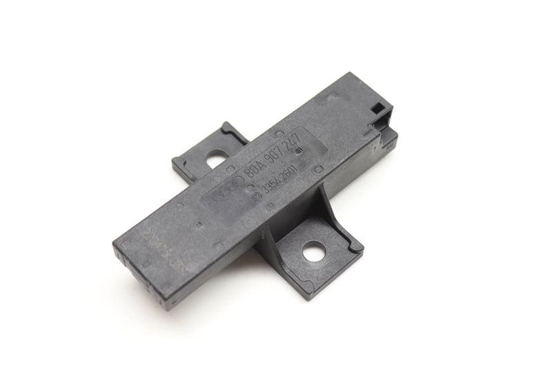 Kessy / Keyless Entry Antenna 80A907247 — Used (SKU 575823)
