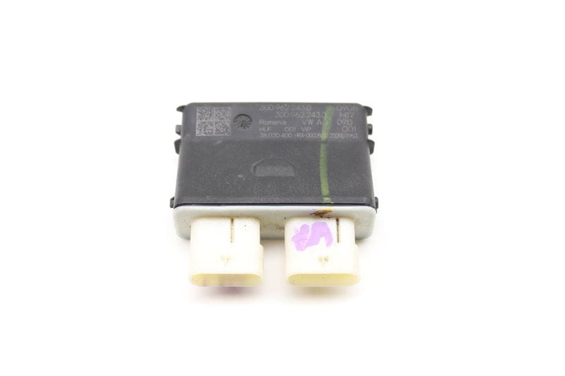 Power Trunk / Hatch Module 3G0962243D — Used (SKU 575833)