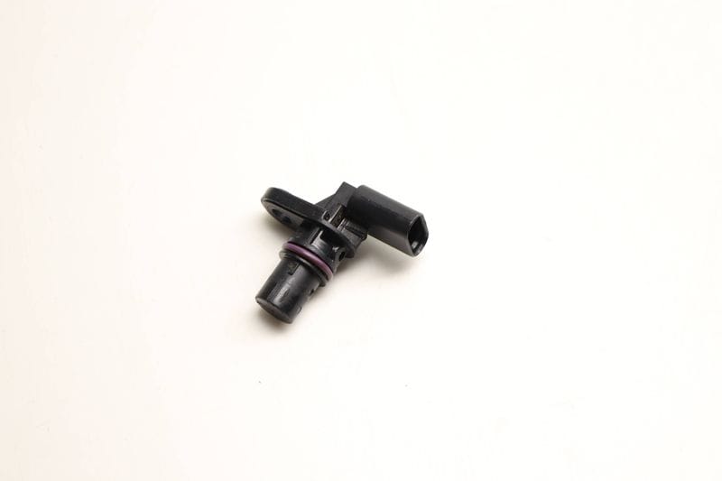 Cam / Camshaft Position Sensor 06M907601D — Used (SKU 606396)