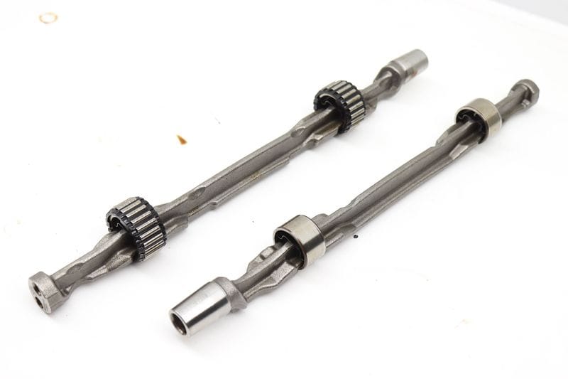 Engine Balance Shaft Set 11277645469 — Used (SKU 558117)