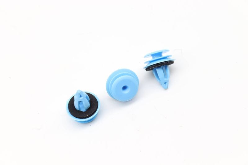 Interior Door Panel Clip Set (3) 07149136882 — Used (SKU 557967)