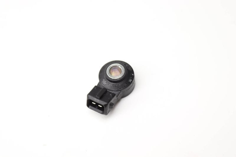 Knock / Ping Sensor 13627636937 — Used (SKU 557814)