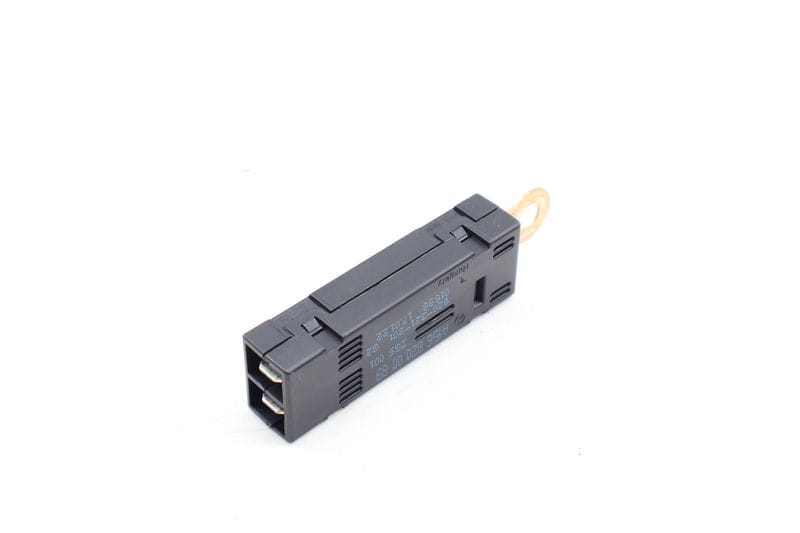 Antenna Noise Suppression Filter / Radio Capacitor 1568200089 — Used (SKU 696371)