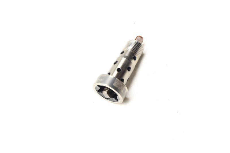 Cam / Camshaft Control Valve 2760500278 — Used (SKU 696448)