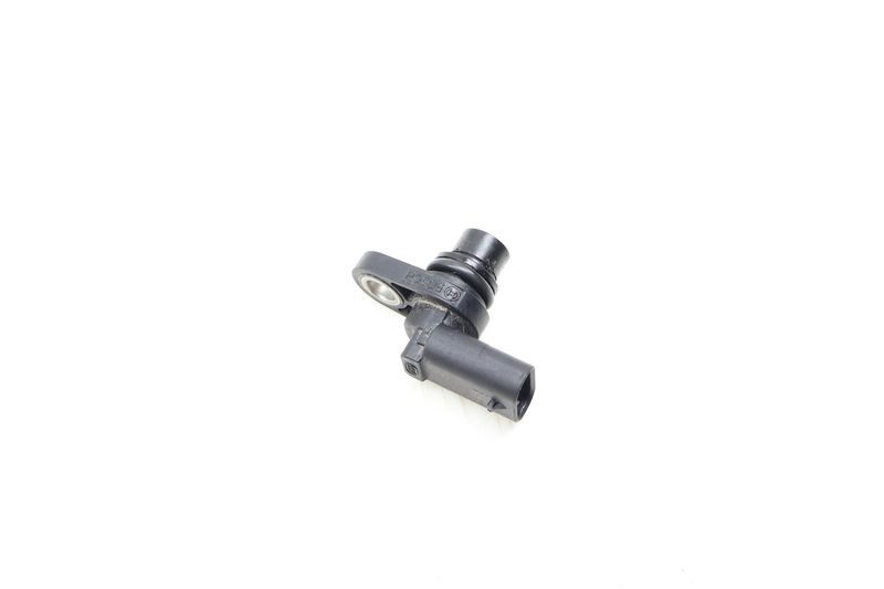 Cam / Camshaft Position Sensor 2709050400 — Used (SKU 696442)
