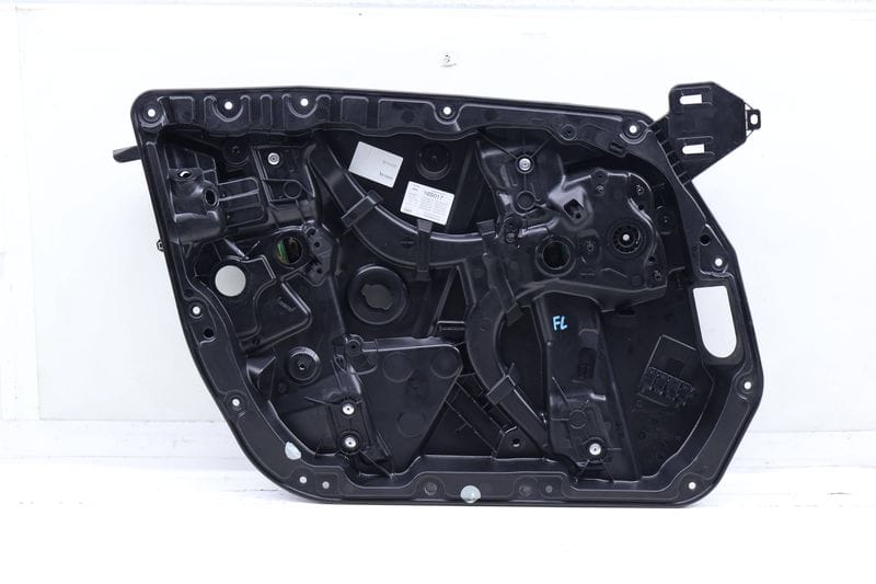 Door Window Regulator w/ Panel 2537206303 — Used (SKU 696893)