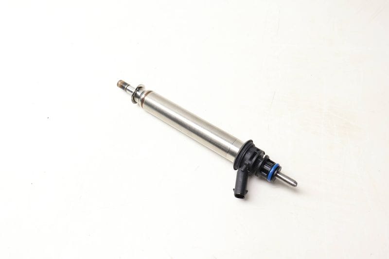 Fuel Injector 2560705600 — Used (SKU 696408)