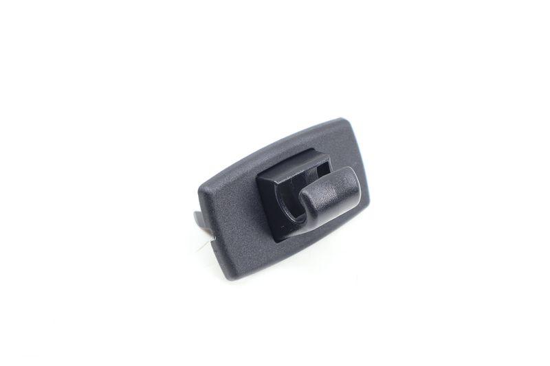 Sun Visor Clip / Bracket 1668100012 — Used (SKU 696513)