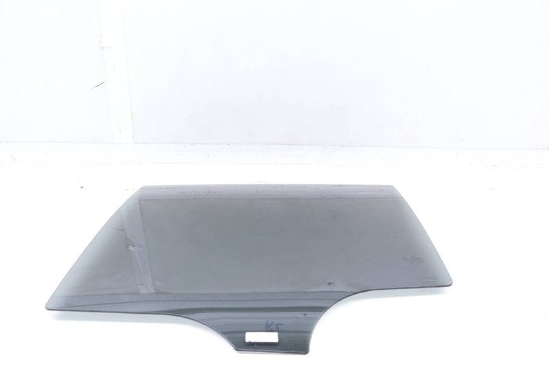 Door Window Glass 2537350500 — Used (SKU 696327)