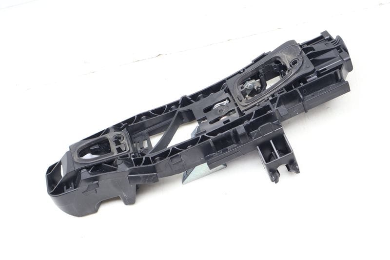 Exterior Door Handle Bracket 0997602100 — Used (SKU 696667)