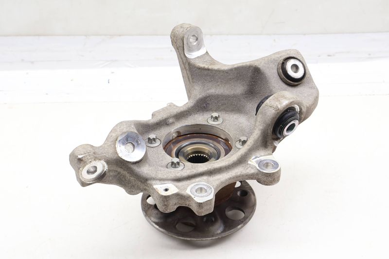 Spindle Knuckle w/ Wheel Bearing 2133572500 — Used (SKU 696874)