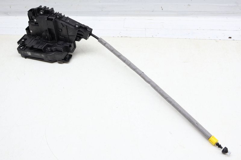 Door Latch / Lock Actuator 0997309400 — Used (SKU 696776)