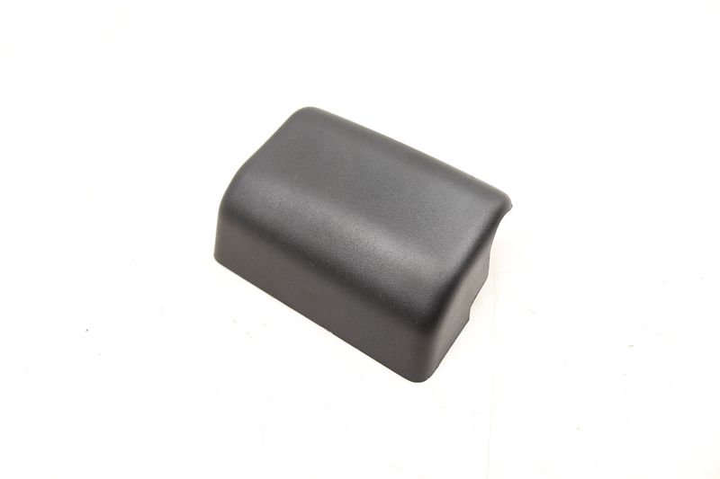Center Armrest Hinge Cover / Trim 9J1863100 — Used (SKU 513144)