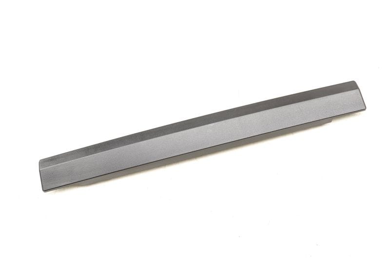 Lower Seat Trim (FRONT) 971881607 — Used (SKU 513015)