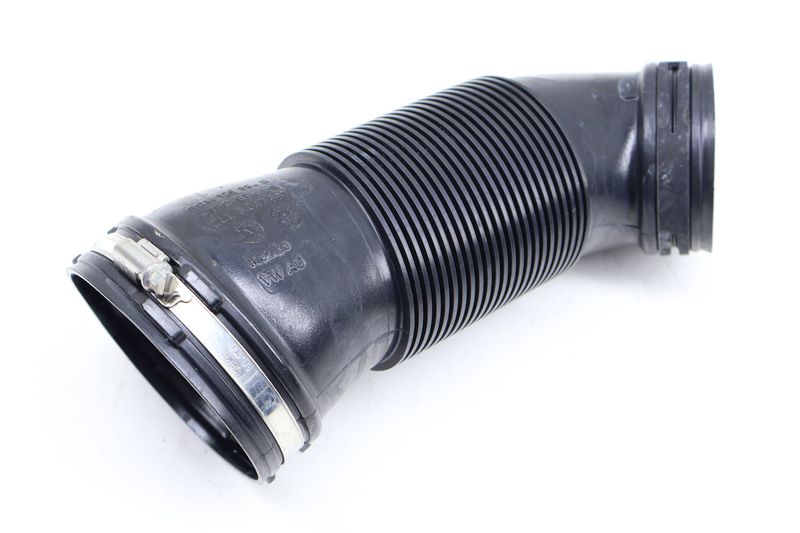 Air Intake Hose / Tube / Duct 5QM129684B — Used (SKU 679619)