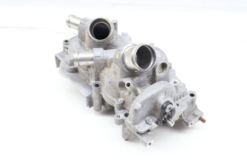 Coolant / Water Pump 05E121111AB — Used (SKU 679504)