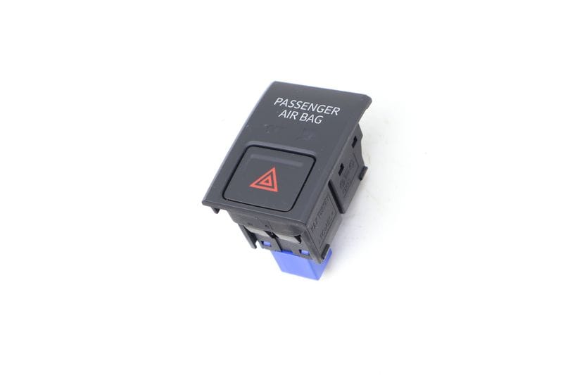 Hazard Switch / Button 17A919225C — Used (SKU 679303)