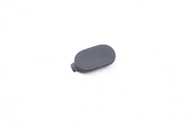 Center Console Screw Cap / Cover 17A863359 — Used (SKU 679358)