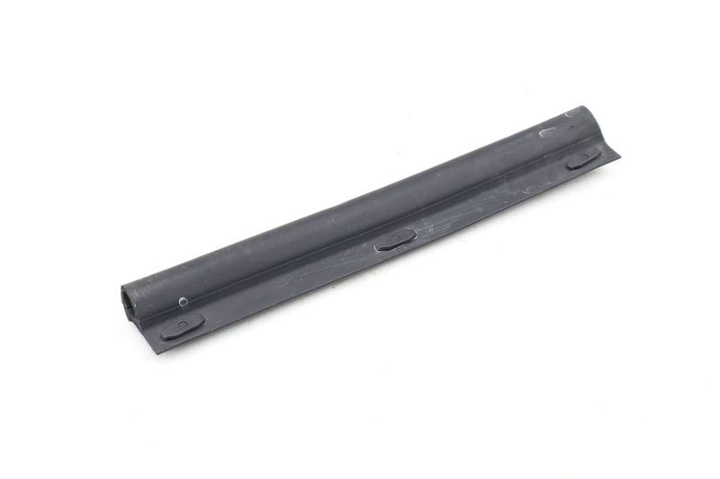 Hood Seal / Gasket 17A823709 — Used (SKU 679423)